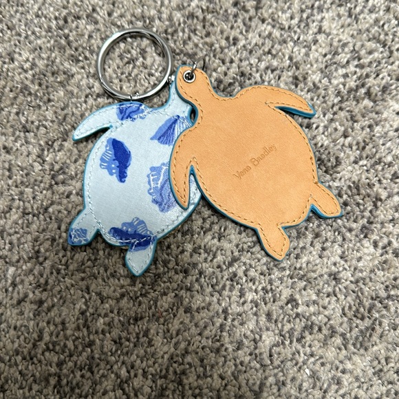 Vera Bradley Shore Thing Turtle Mirror Bag Charm - Picture 3 of 4